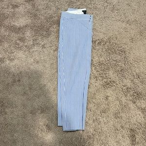 Jcrew city fit capris. Seersucker